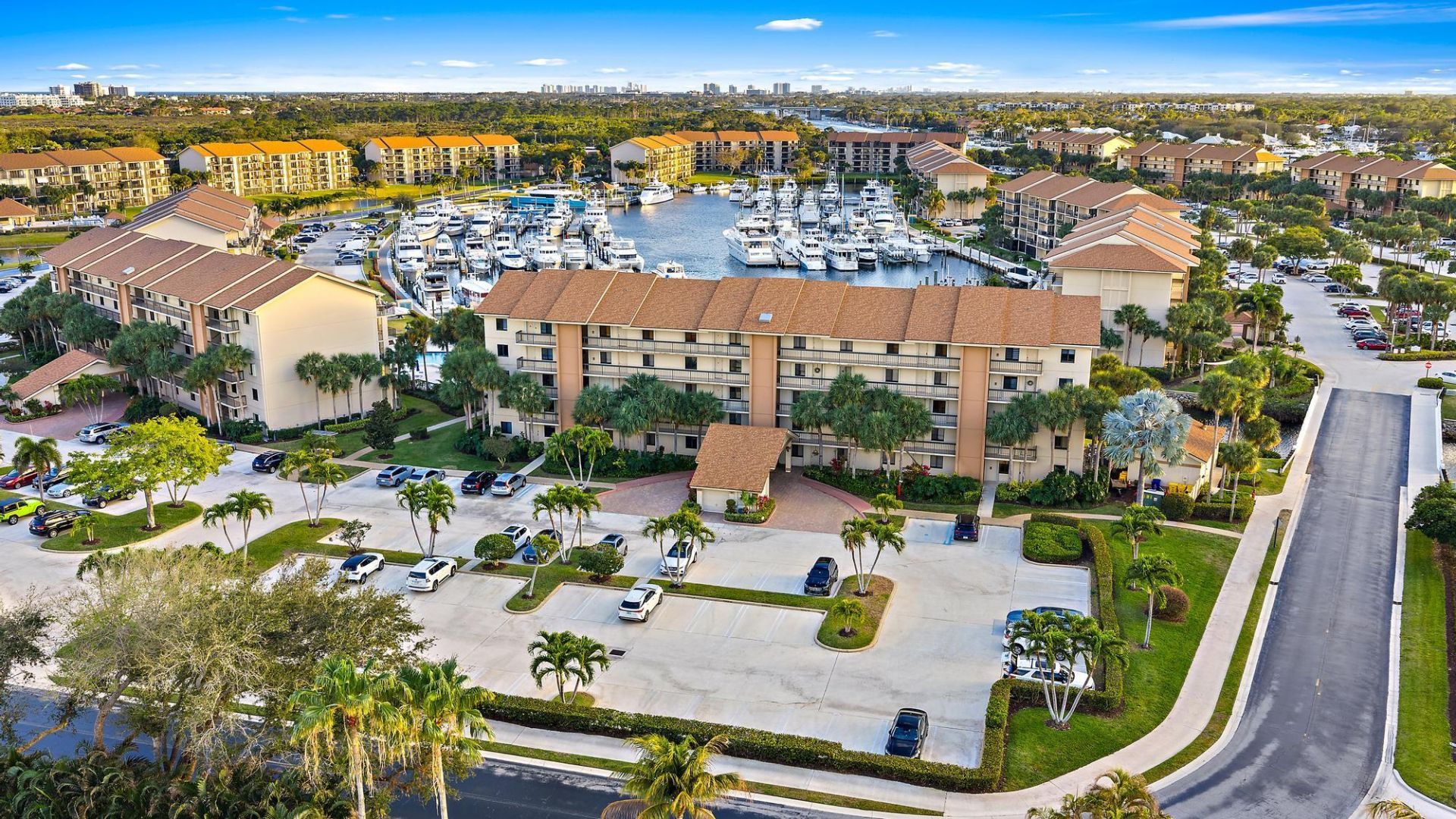 1601 Marina Isle Way, Unit 106, Jupiter, FL 33477 Photo