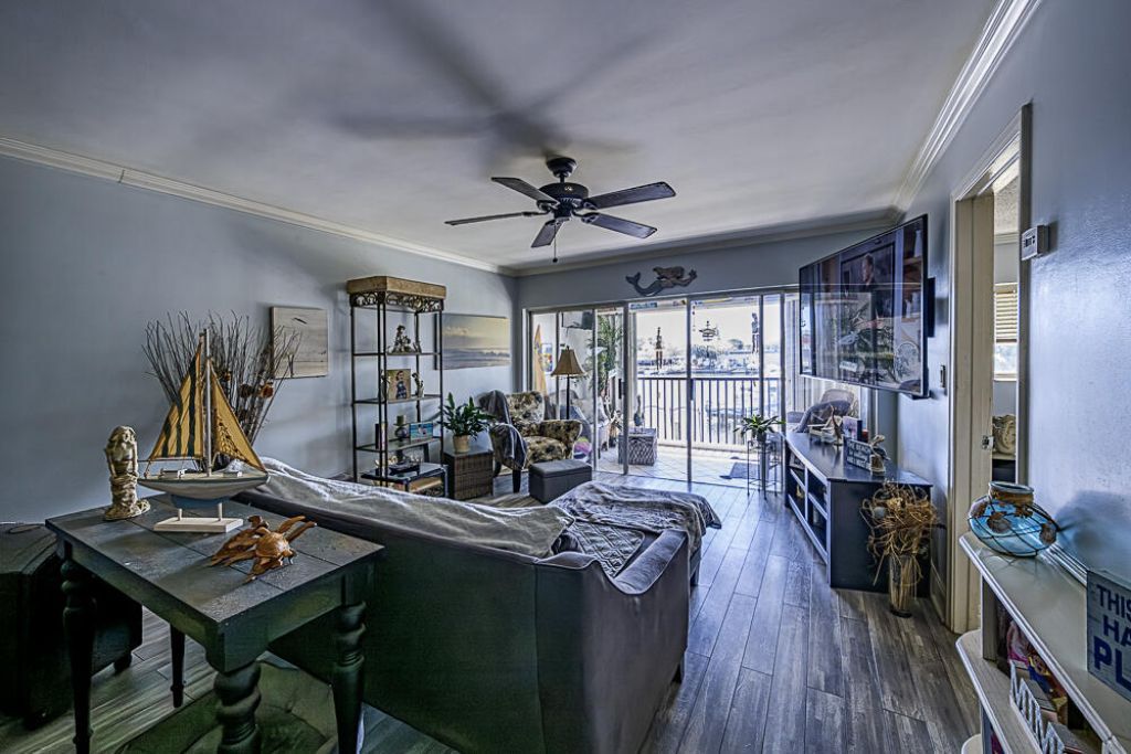 714 Northlake Court, Unit 208, North Palm Beach, FL 33408 Photo