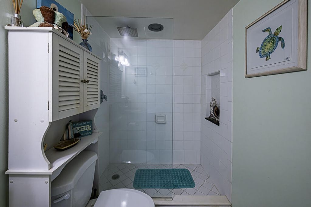 714 Northlake Court, Unit 208, North Palm Beach, FL 33408 Photo