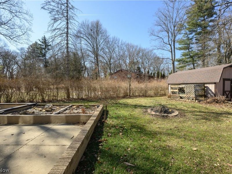 680 E State Street , Barberton, OH 44203 Photo 11