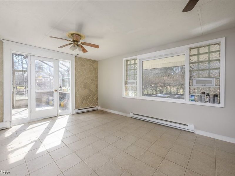 680 E State Street , Barberton, OH 44203 Photo 18