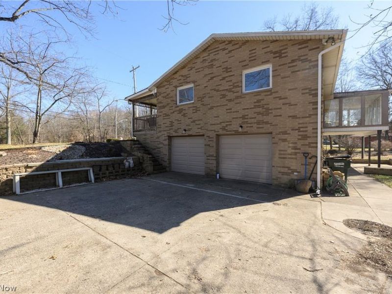 680 E State Street , Barberton, OH 44203 Photo 3