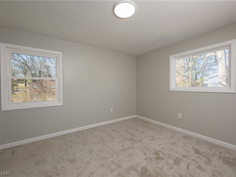 680 E State Street , Barberton, OH 44203 Photo 34