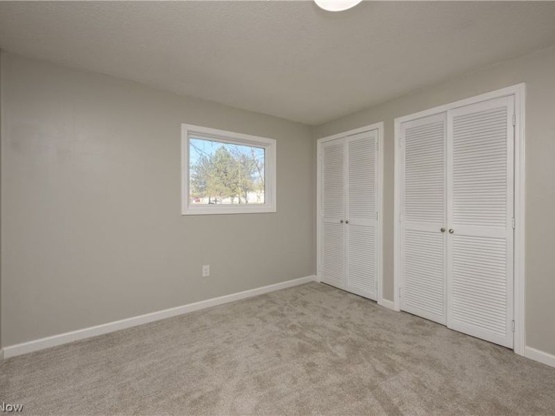 680 E State Street , Barberton, OH 44203 Photo 35