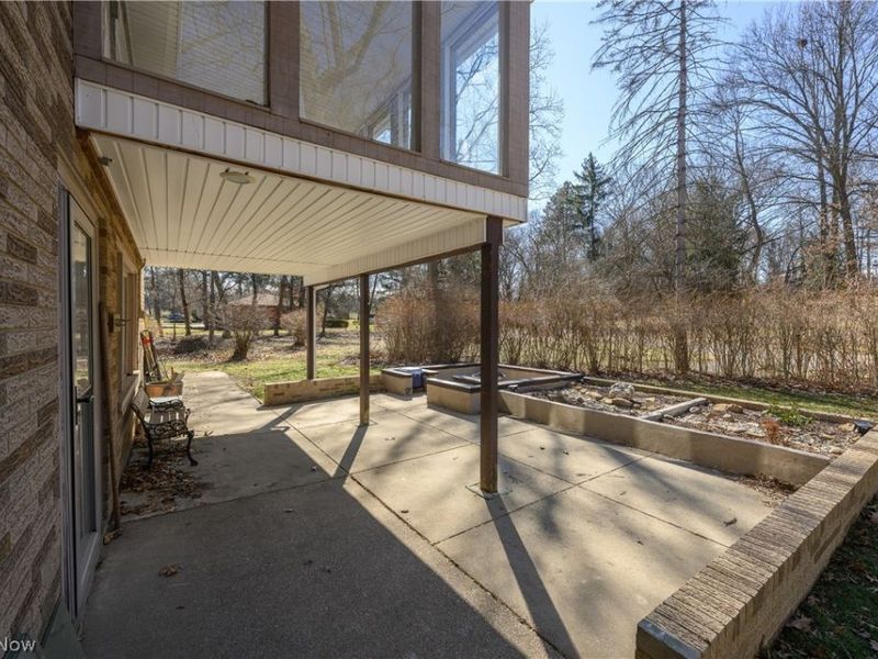 680 E State Street , Barberton, OH 44203 Photo 6