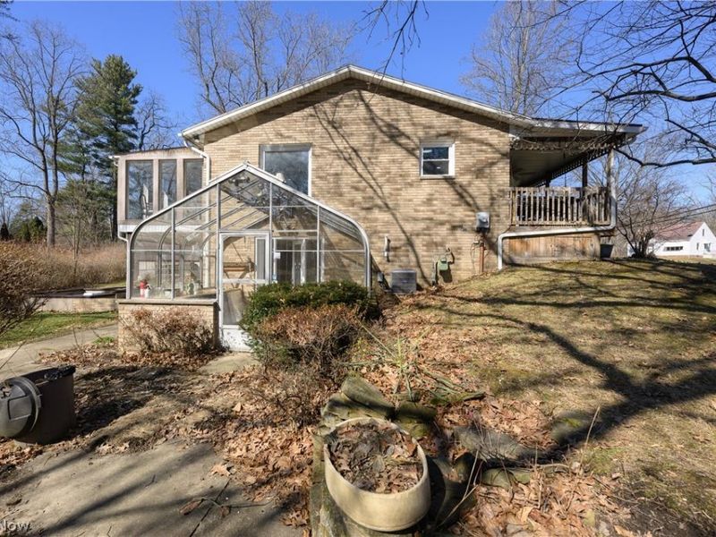 680 E State Street , Barberton, OH 44203 Photo 7