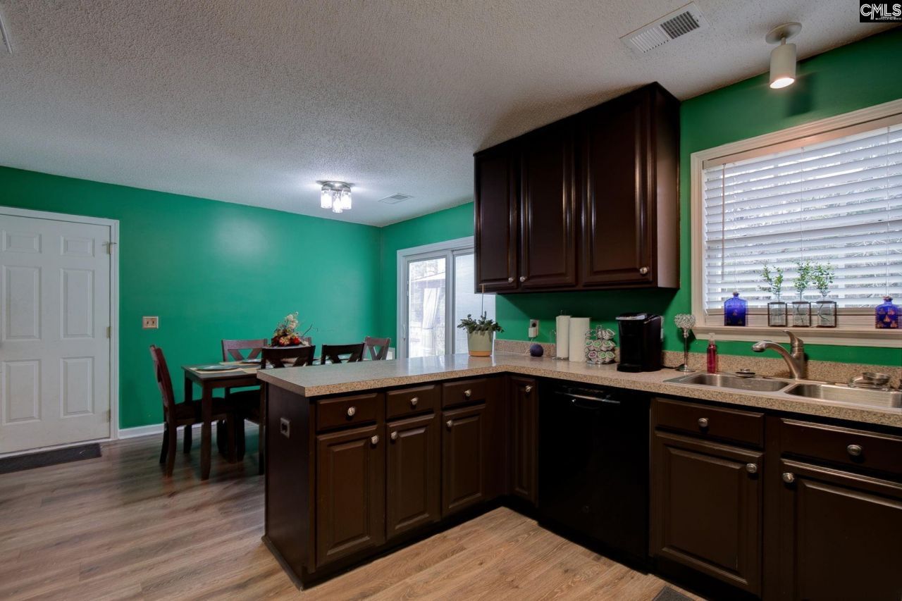 188 Kerry Gibbons Drive Photo 14