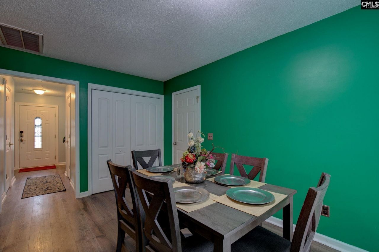 188 Kerry Gibbons Drive Photo 16