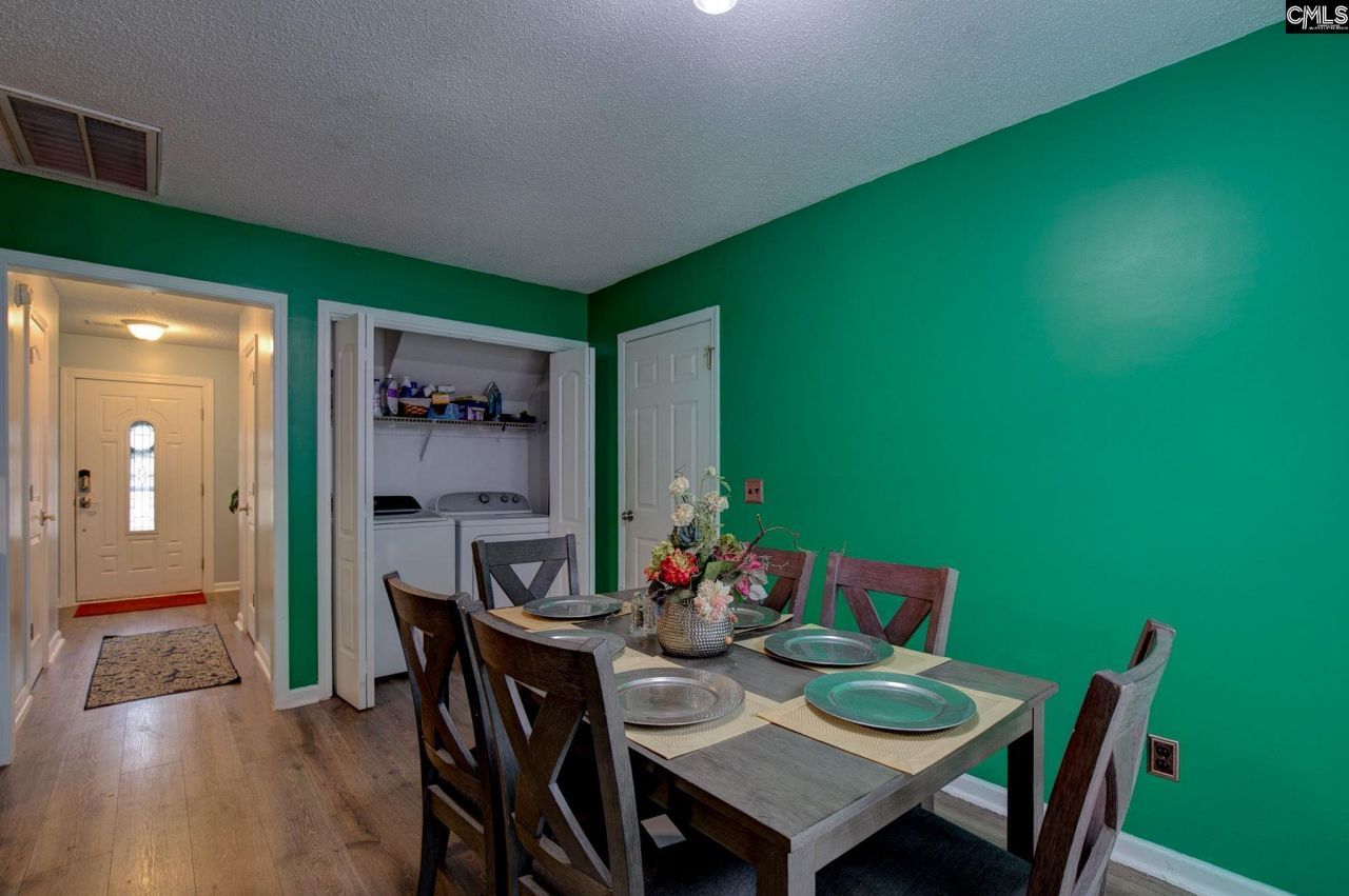 188 Kerry Gibbons Drive Photo 17