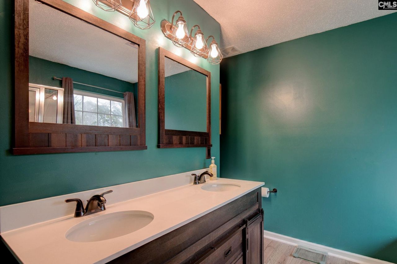 188 Kerry Gibbons Drive Photo 23