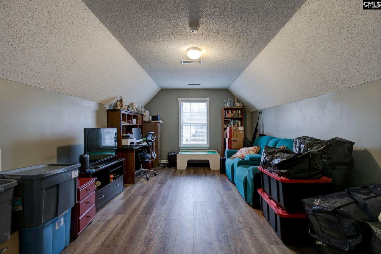 188 Kerry Gibbons Drive Photo 26