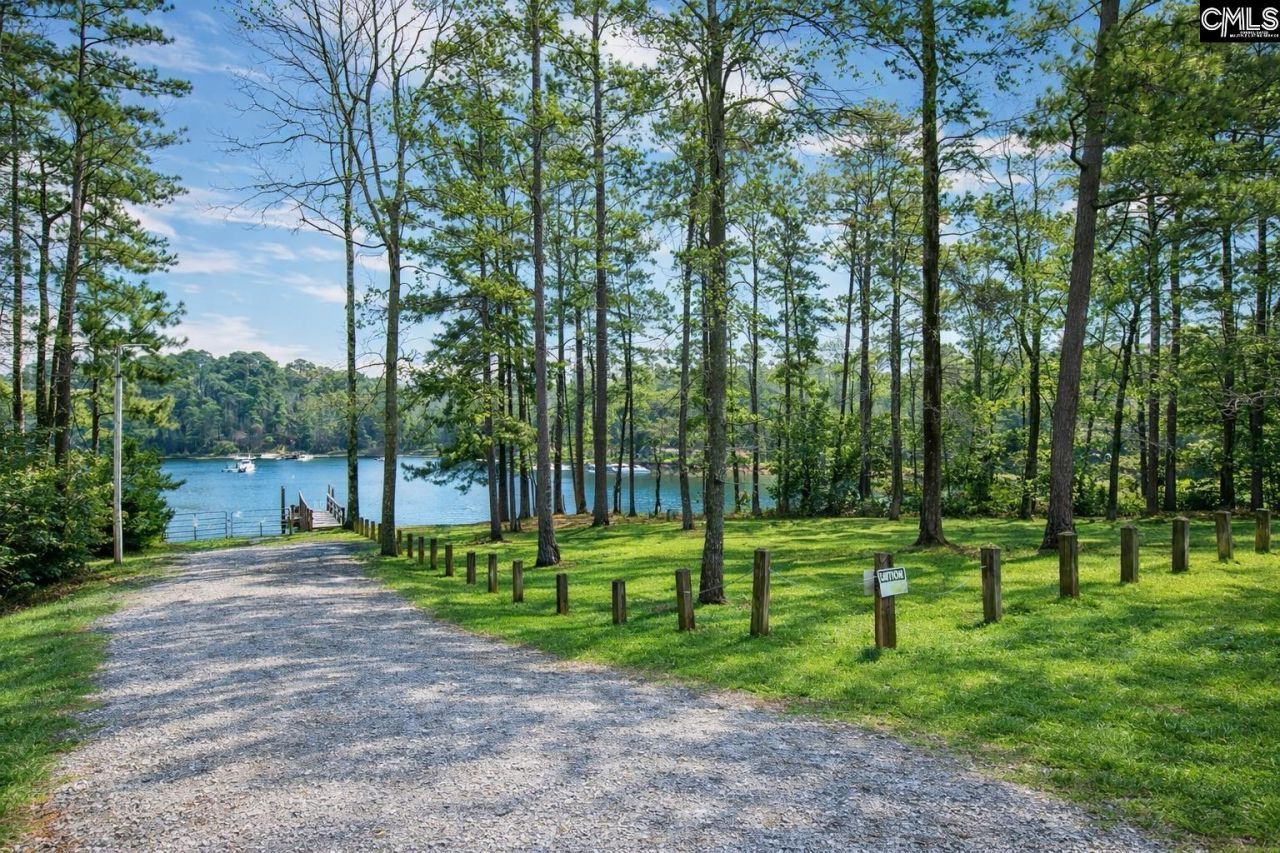 188 Kerry Gibbons Drive Photo 5