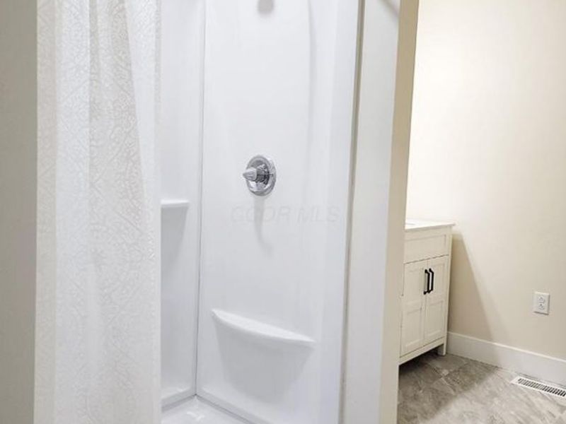 194 S Main Street , West Mansfield, OH 43358 Photo 33