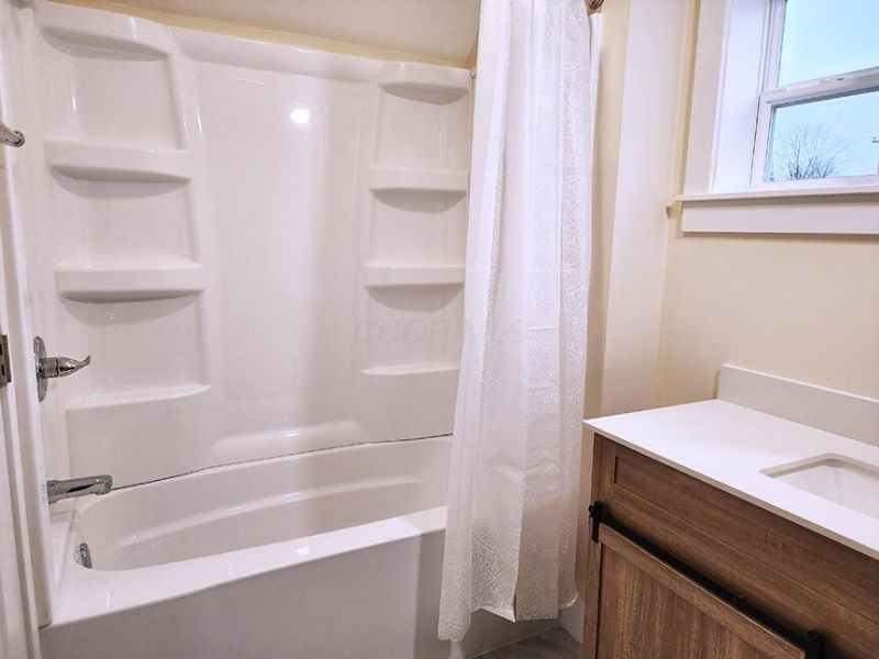 194 S Main Street , West Mansfield, OH 43358 Photo 54