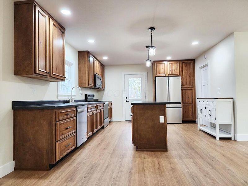 194 S Main Street , West Mansfield, OH 43358 Photo 8