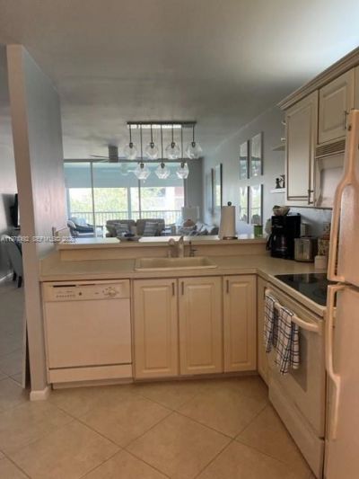353 S Us Highway 1 , Unit 409, Jupiter, FL 33477 Photo