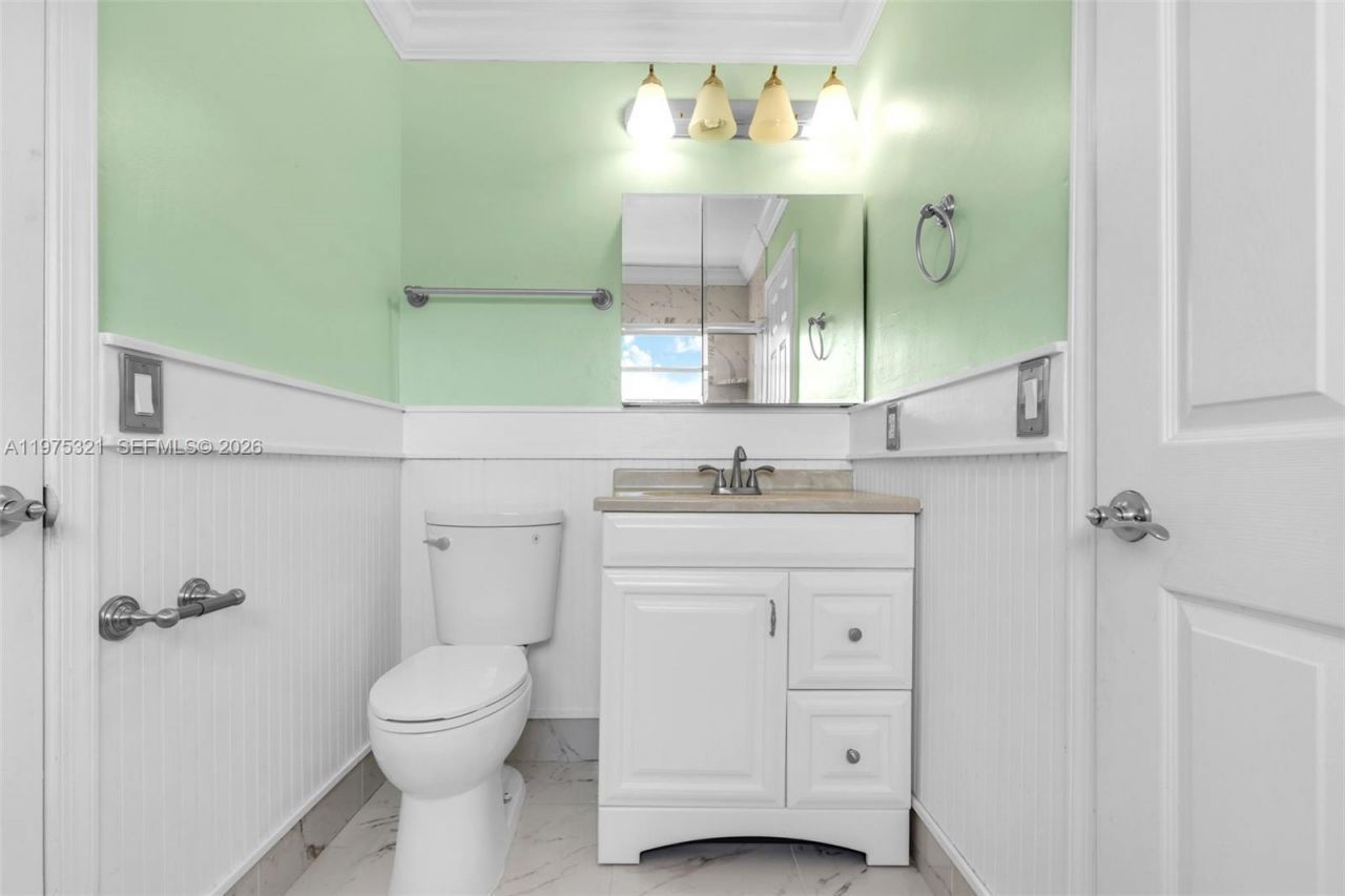 19249 NW 13th St , Unit 1, Pembroke Pines, FL 33029 Photo