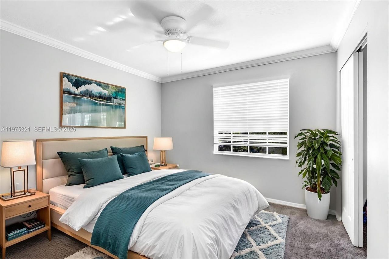 19249 NW 13th St , Unit 1, Pembroke Pines, FL 33029 Photo