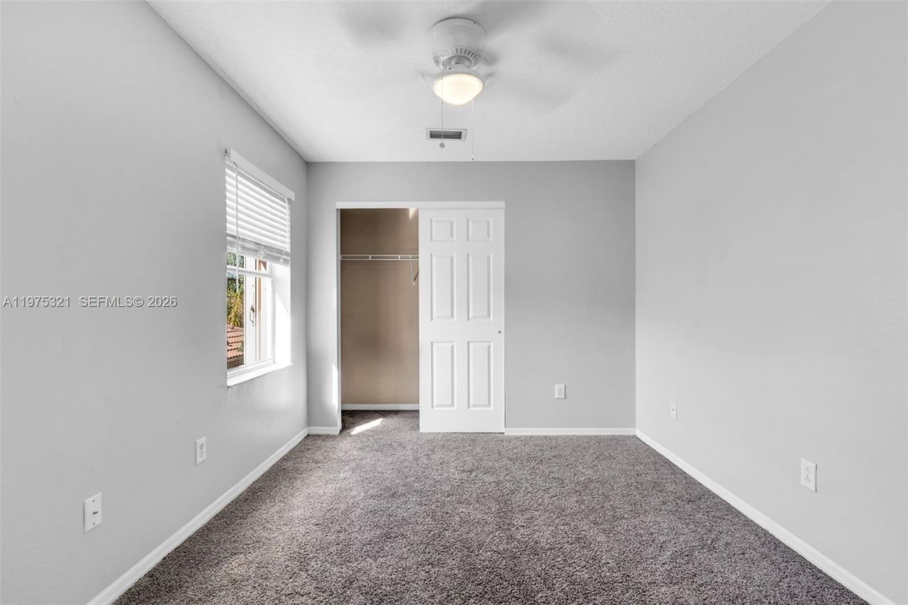 19249 NW 13th St , Unit 1, Pembroke Pines, FL 33029 Photo