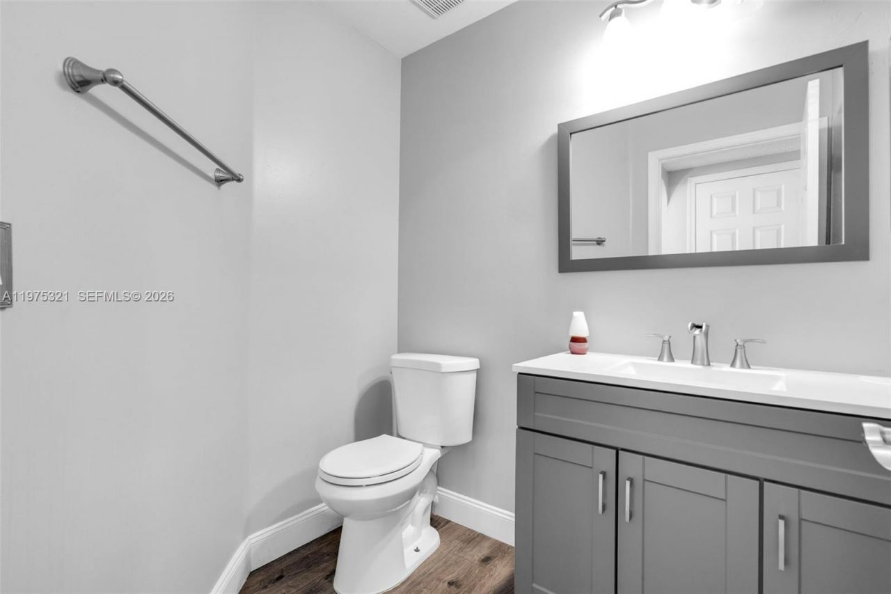 19249 NW 13th St , Unit 1, Pembroke Pines, FL 33029 Photo