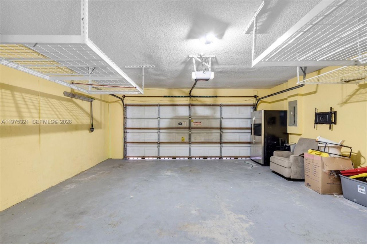 19249 NW 13th St , Unit 1, Pembroke Pines, FL 33029 Photo