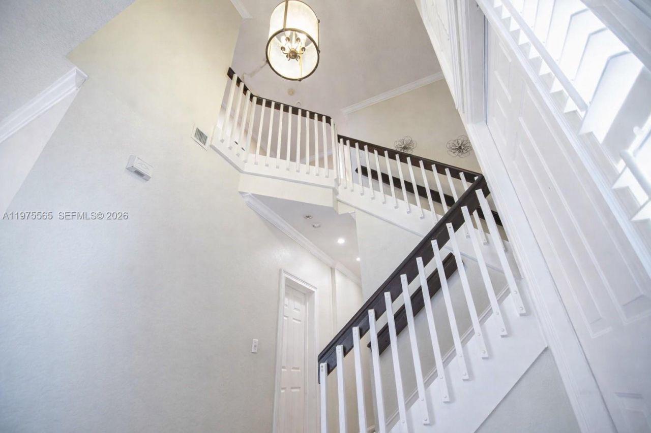 15542 SW 112th Dr, Miami, FL 33196 Photo