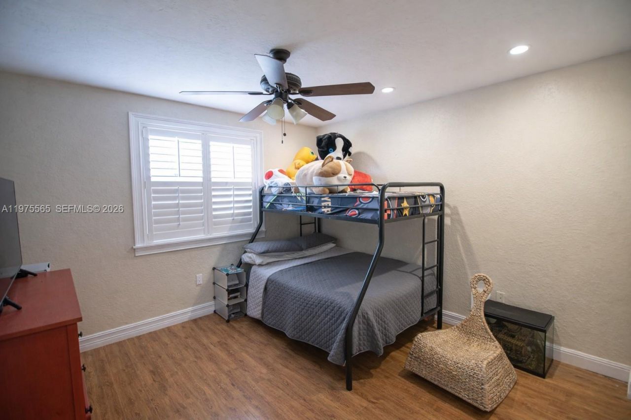 15542 SW 112th Dr, Miami, FL 33196 Photo