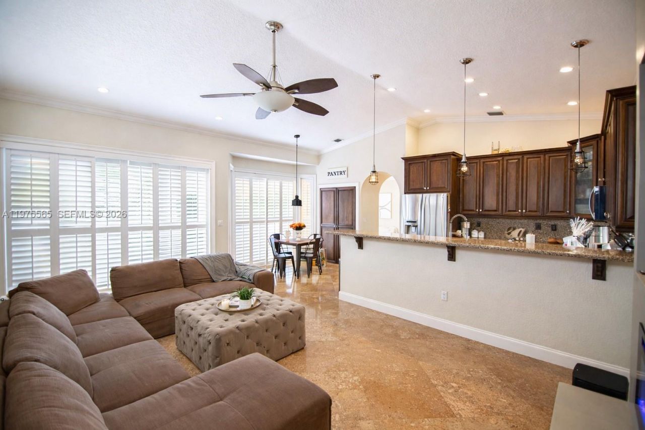 15542 SW 112th Dr, Miami, FL 33196 Photo