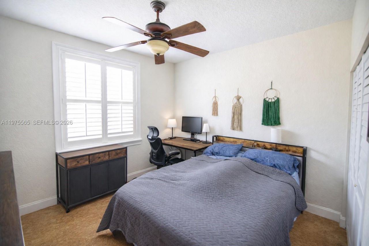 15542 SW 112th Dr, Miami, FL 33196 Photo