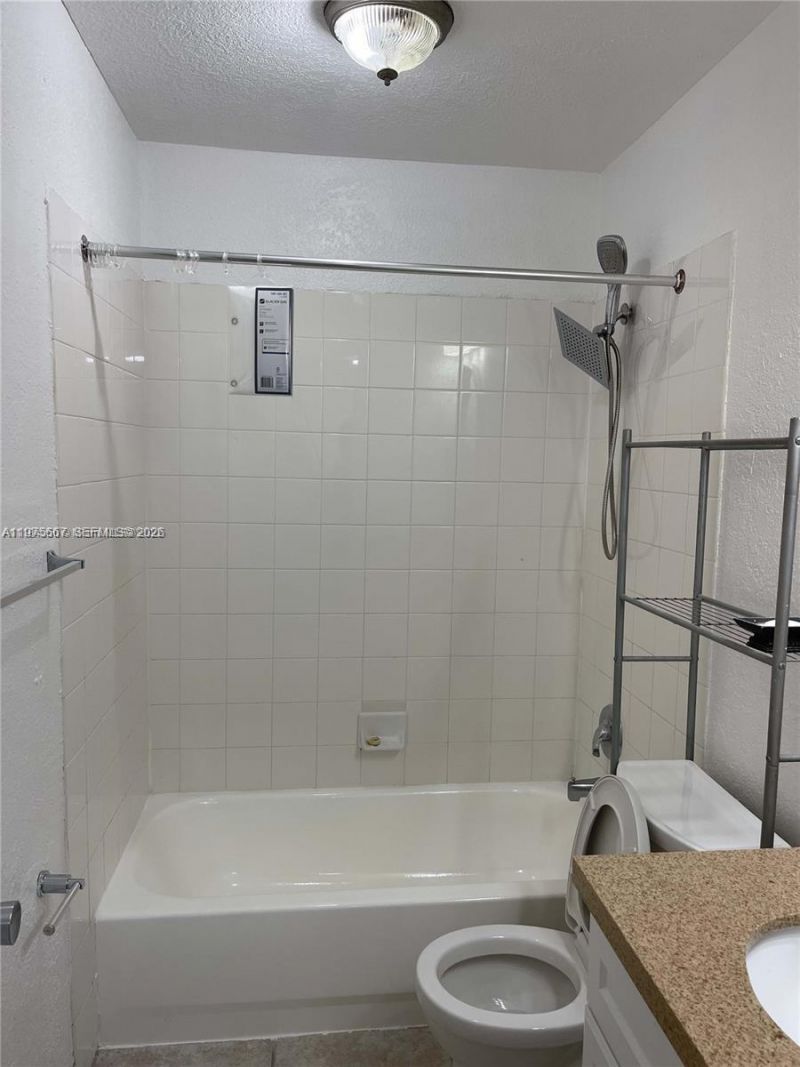 821 NW 46th Ave, Unit 821, Plantation, FL 33317 Photo