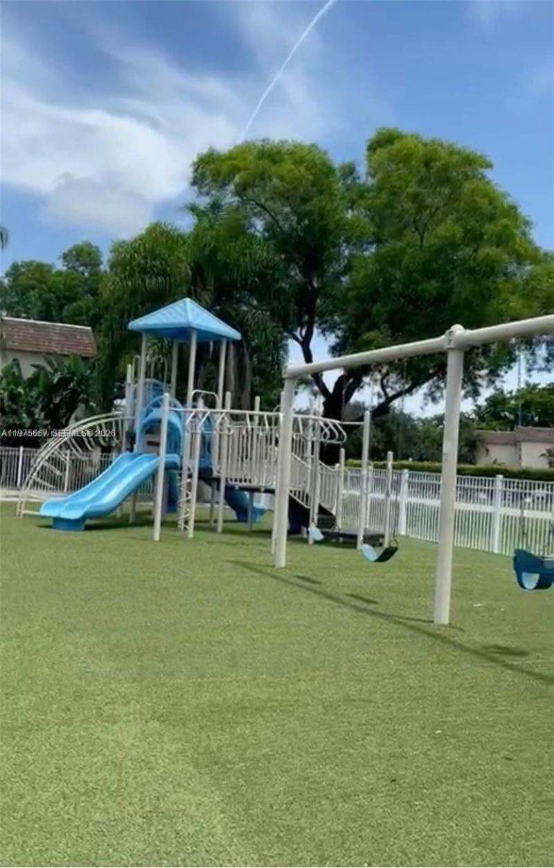 821 NW 46th Ave, Unit 821, Plantation, FL 33317 Photo