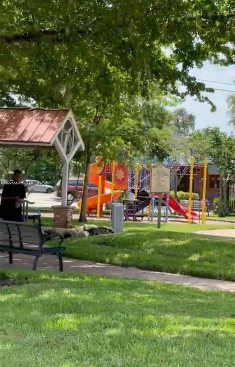 821 NW 46th Ave, Unit 821, Plantation, FL 33317 Photo