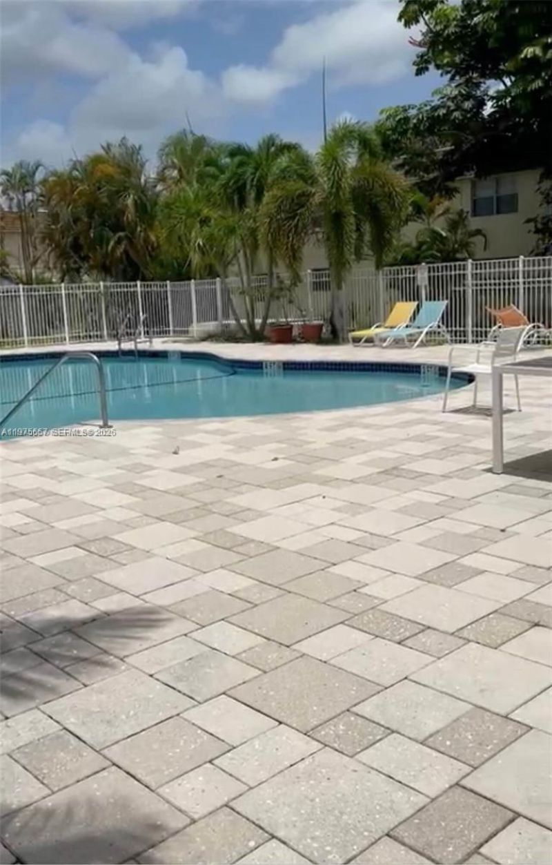 821 NW 46th Ave, Unit 821, Plantation, FL 33317 Photo