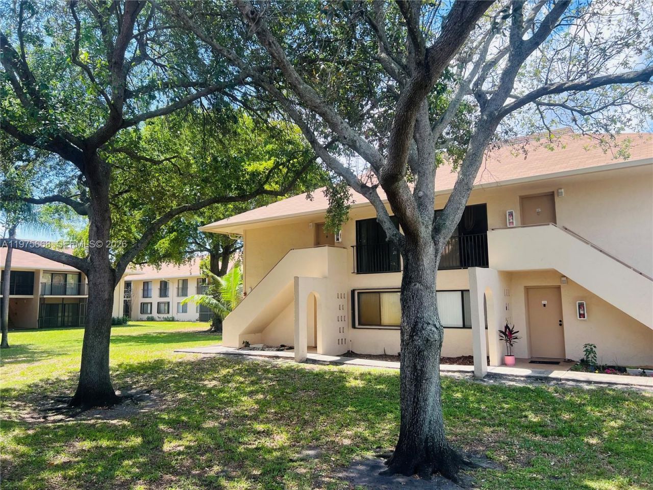 5981 Washington St, Unit 219, Hollywood, FL 33023 Photo