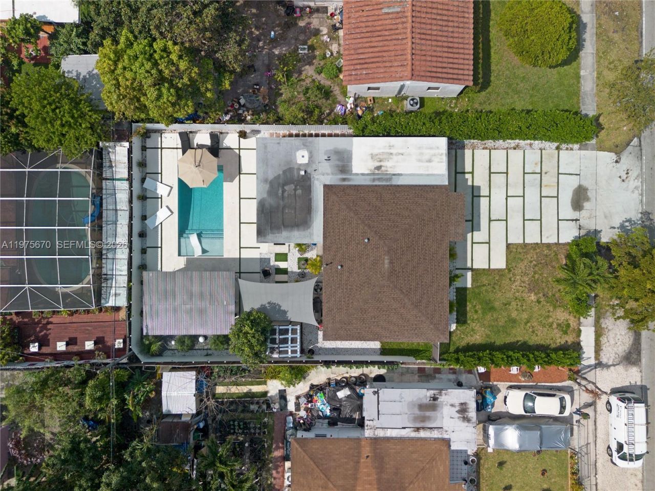 920 NE 159th St , North Miami Beach, FL 33162 Photo