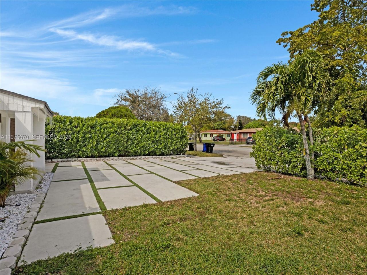 920 NE 159th St , North Miami Beach, FL 33162 Photo