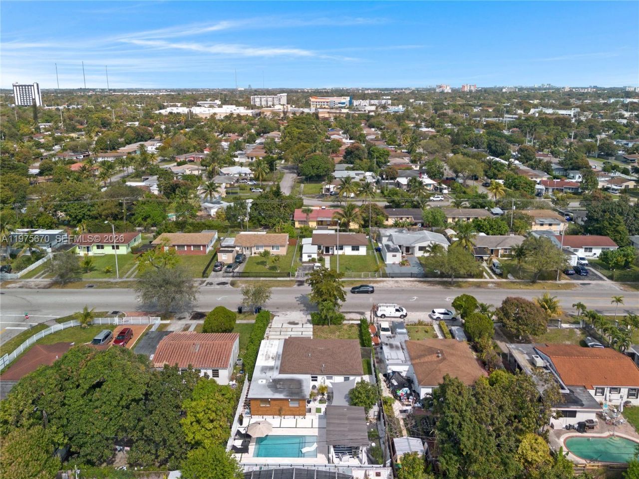 920 NE 159th St , North Miami Beach, FL 33162 Photo