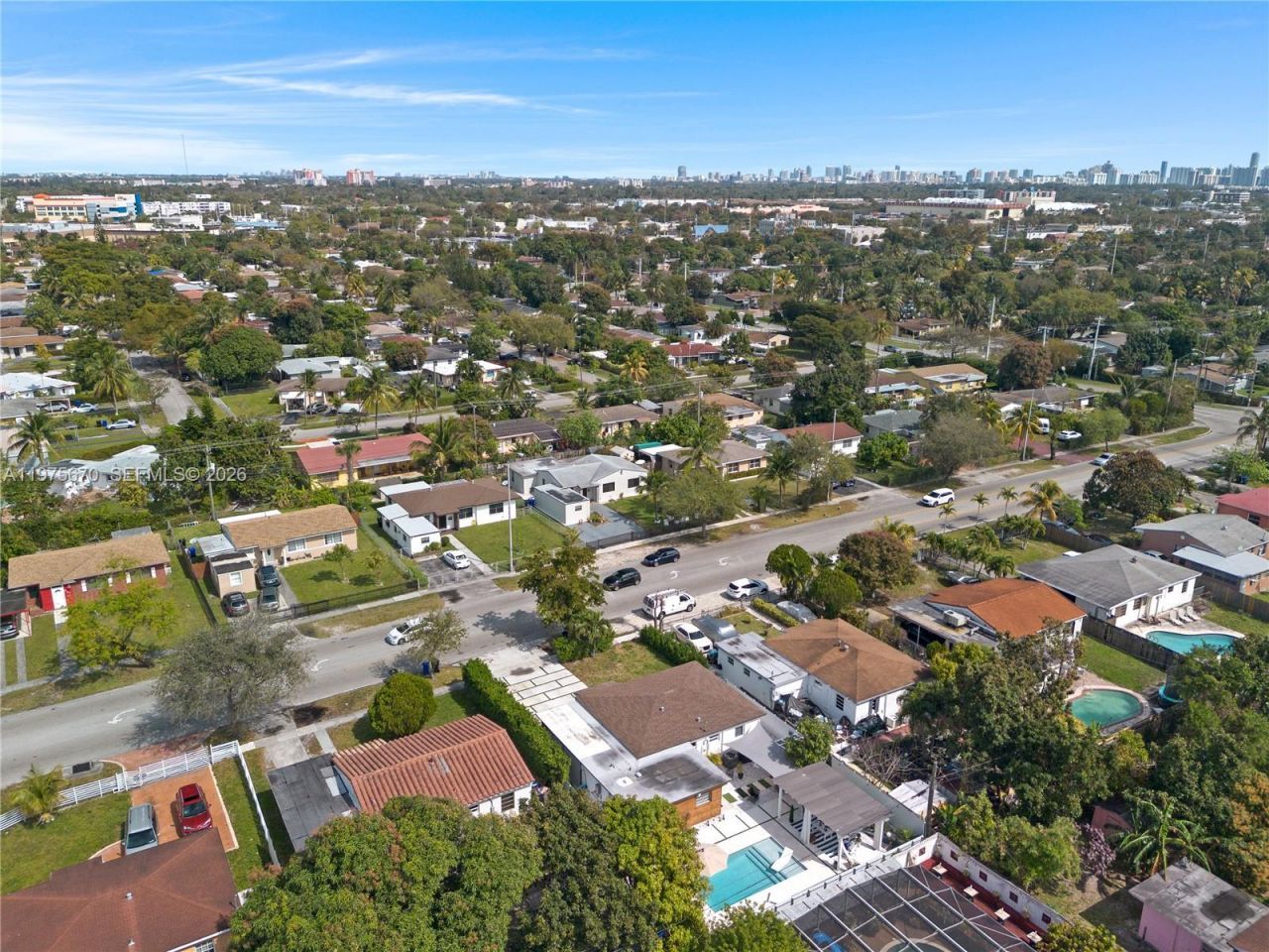 920 NE 159th St , North Miami Beach, FL 33162 Photo