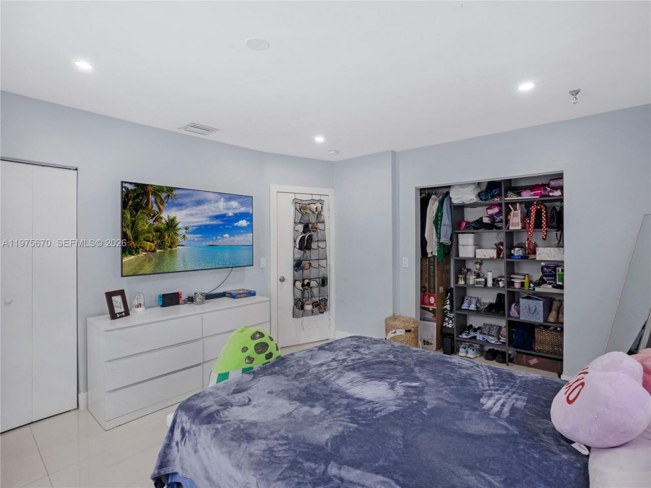 920 NE 159th St , North Miami Beach, FL 33162 Photo