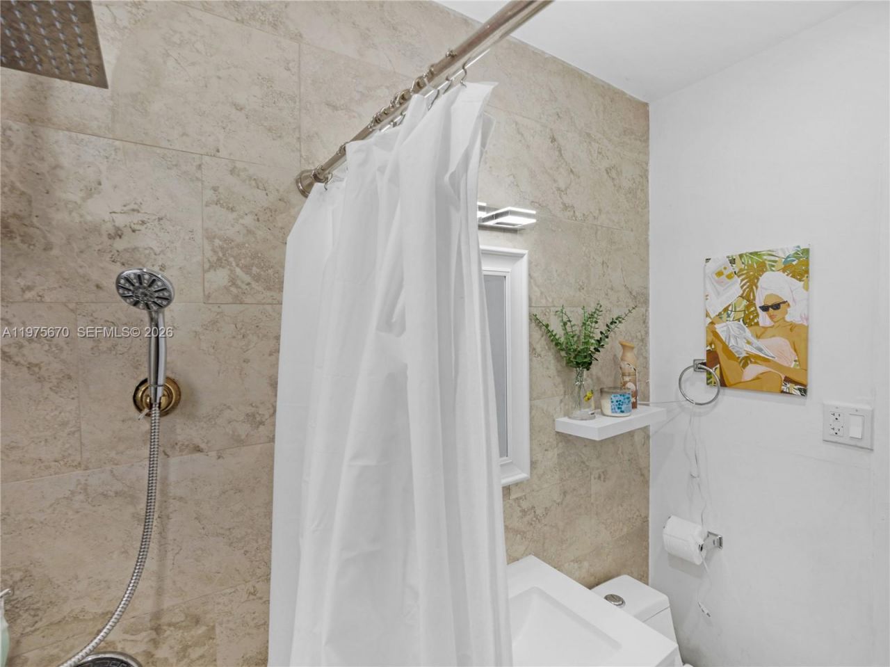 920 NE 159th St , North Miami Beach, FL 33162 Photo