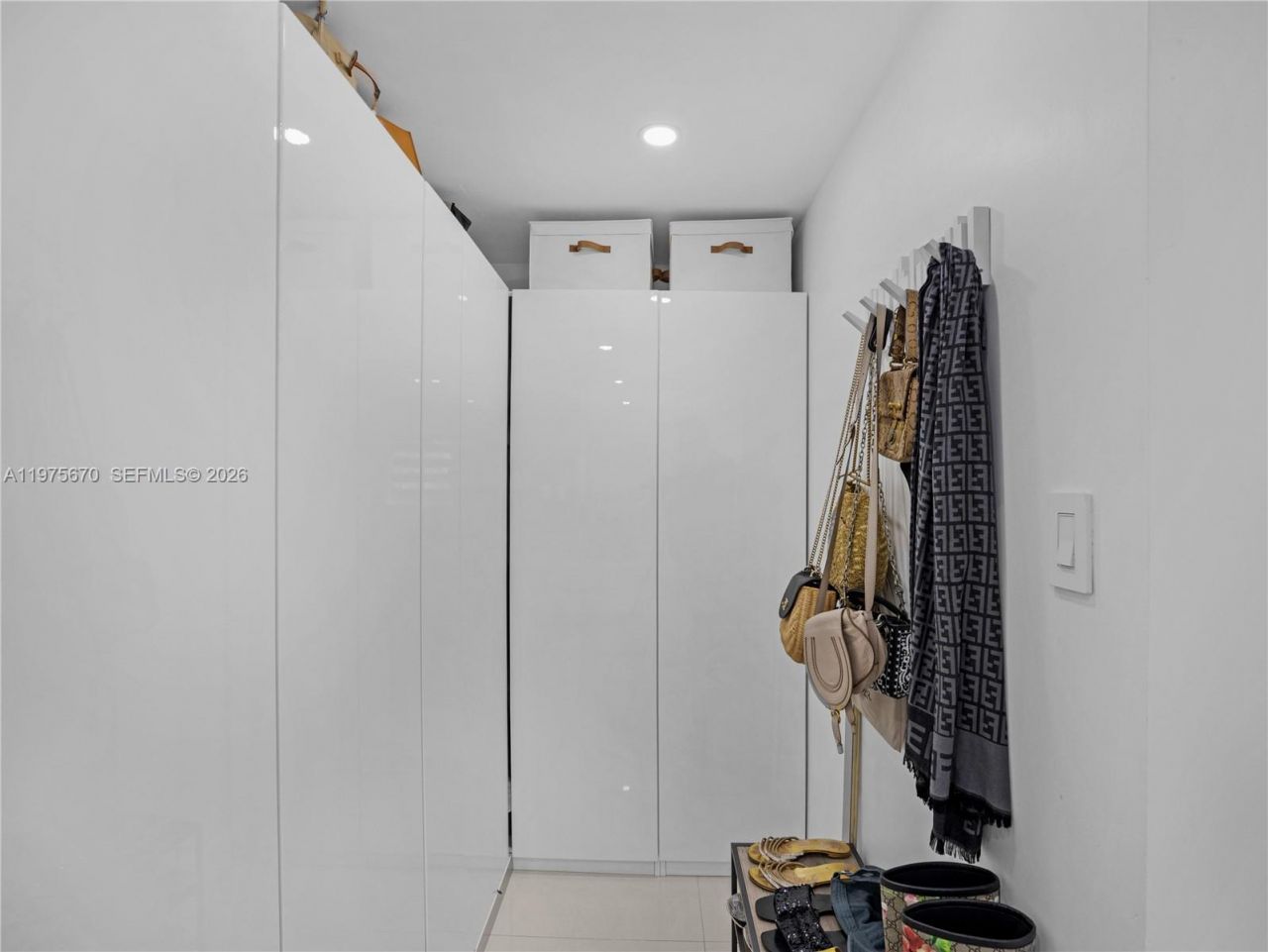 920 NE 159th St , North Miami Beach, FL 33162 Photo