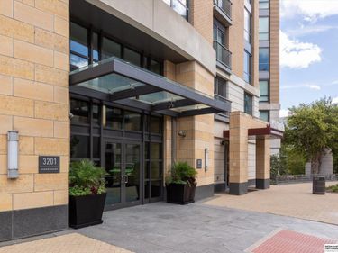 3201 Dodge Court , Unit 5506, Omaha, NE 68131