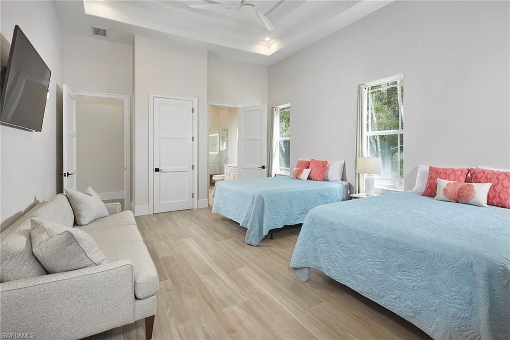 6771 Hunters Rd, Naples, FL 34109 Photo