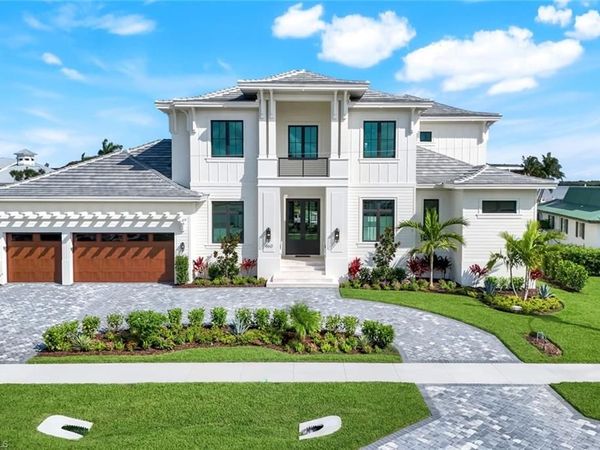 960 Iris CT , MARCO ISLAND, FL 34145