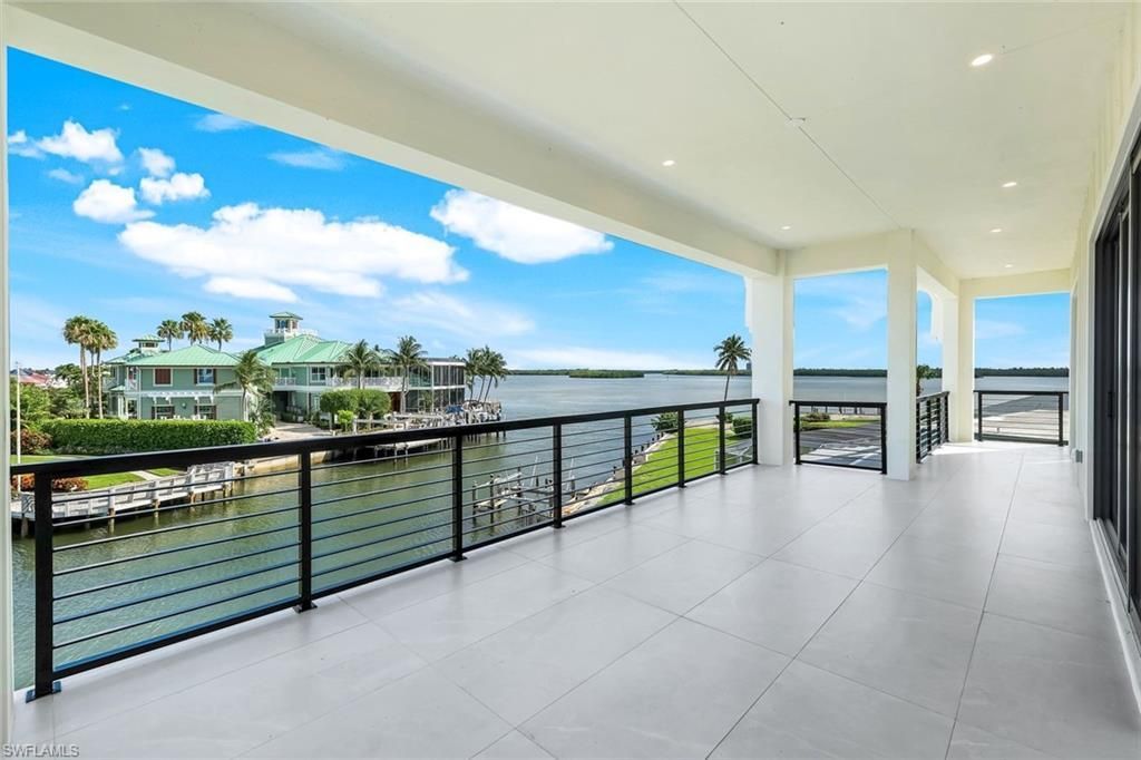 960 Iris Ct , Marco Island, FL 34145 Photo