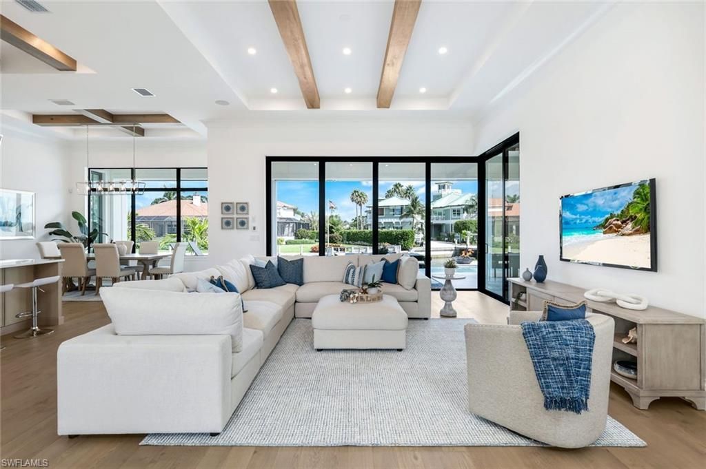 960 Iris Ct , Marco Island, FL 34145 Photo