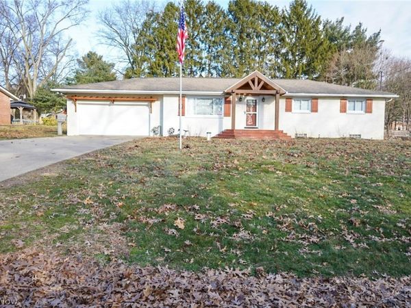 4769 Cherimoya Avenue , Akron, OH 44319