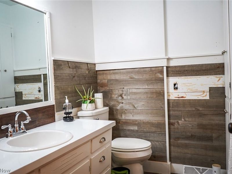 4769 Cherimoya Avenue , Akron, OH 44319 Photo 8