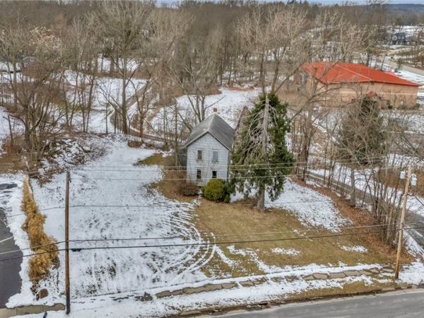 4138 S Main Street , Akron, OH 44319