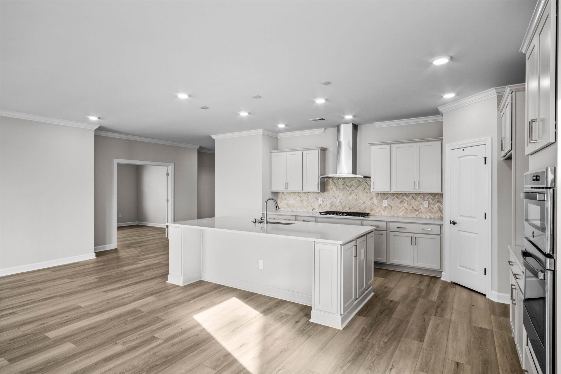 2215 Seagrape Dr. Photo 8